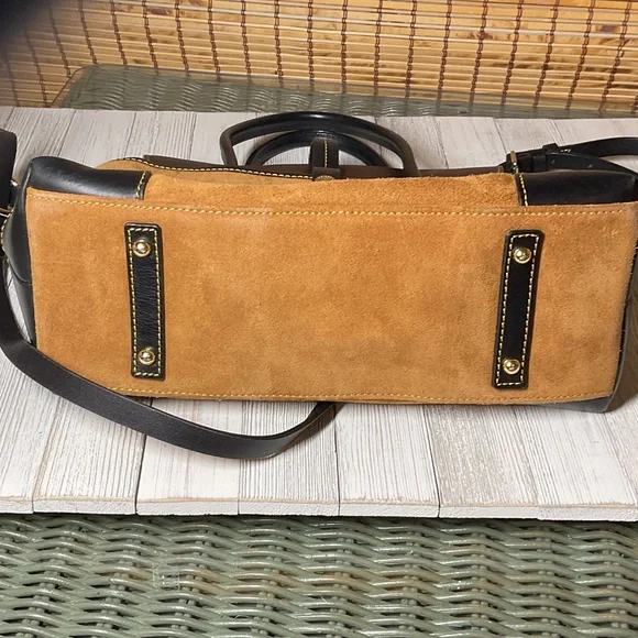 Dooney & Bourke Large Suede Verona Elisa Satchel in Brown Honey - Picture 3 of 6
